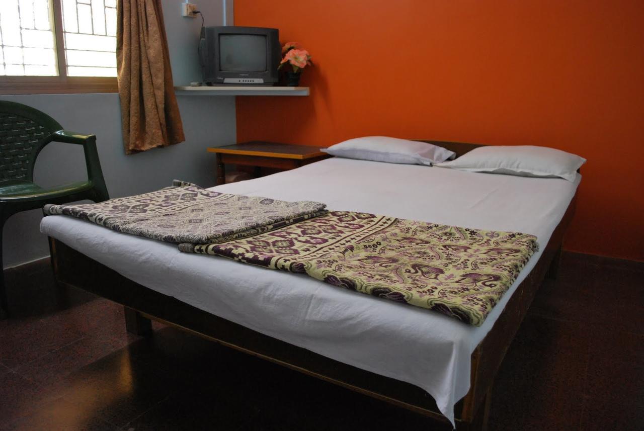 Hotel Anjali Lodge Mālvan מראה חיצוני תמונה